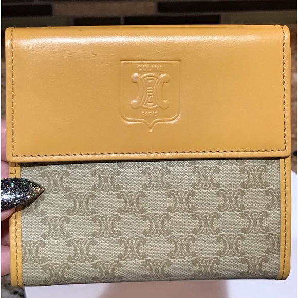 CELINE Signature Macadam Trifold Wallet π§‘ - Picture 3 of 16
